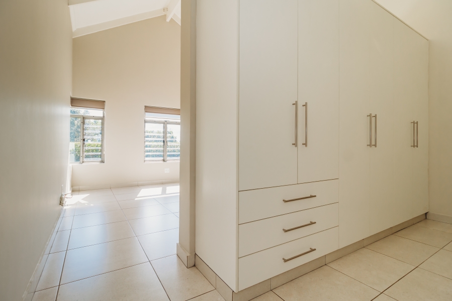 4 Bedroom Property for Sale in Kraaibosch Manor Western Cape